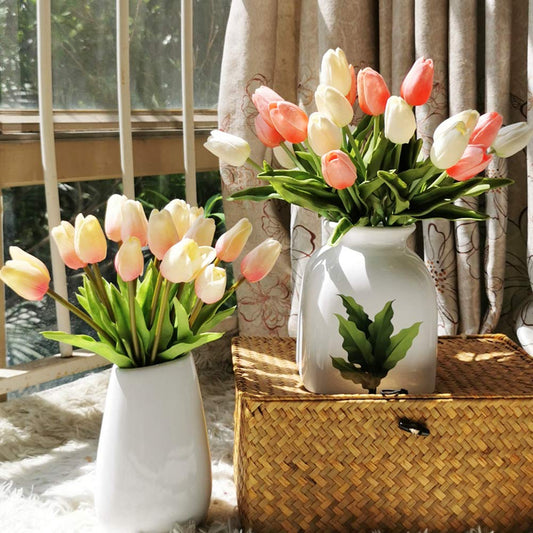 Hyper Real Tulips (set of 10)